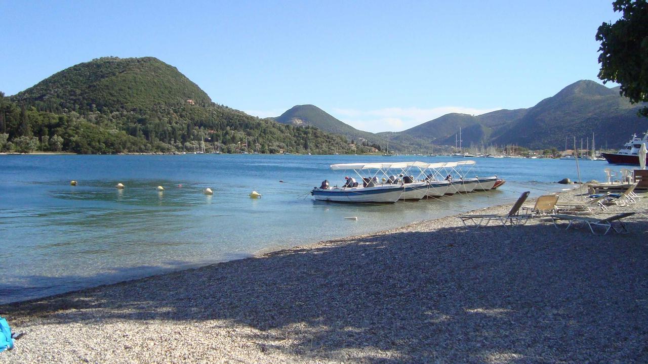 Palmyra Beachfront Studios Nydri (Lefkada) Exterior foto