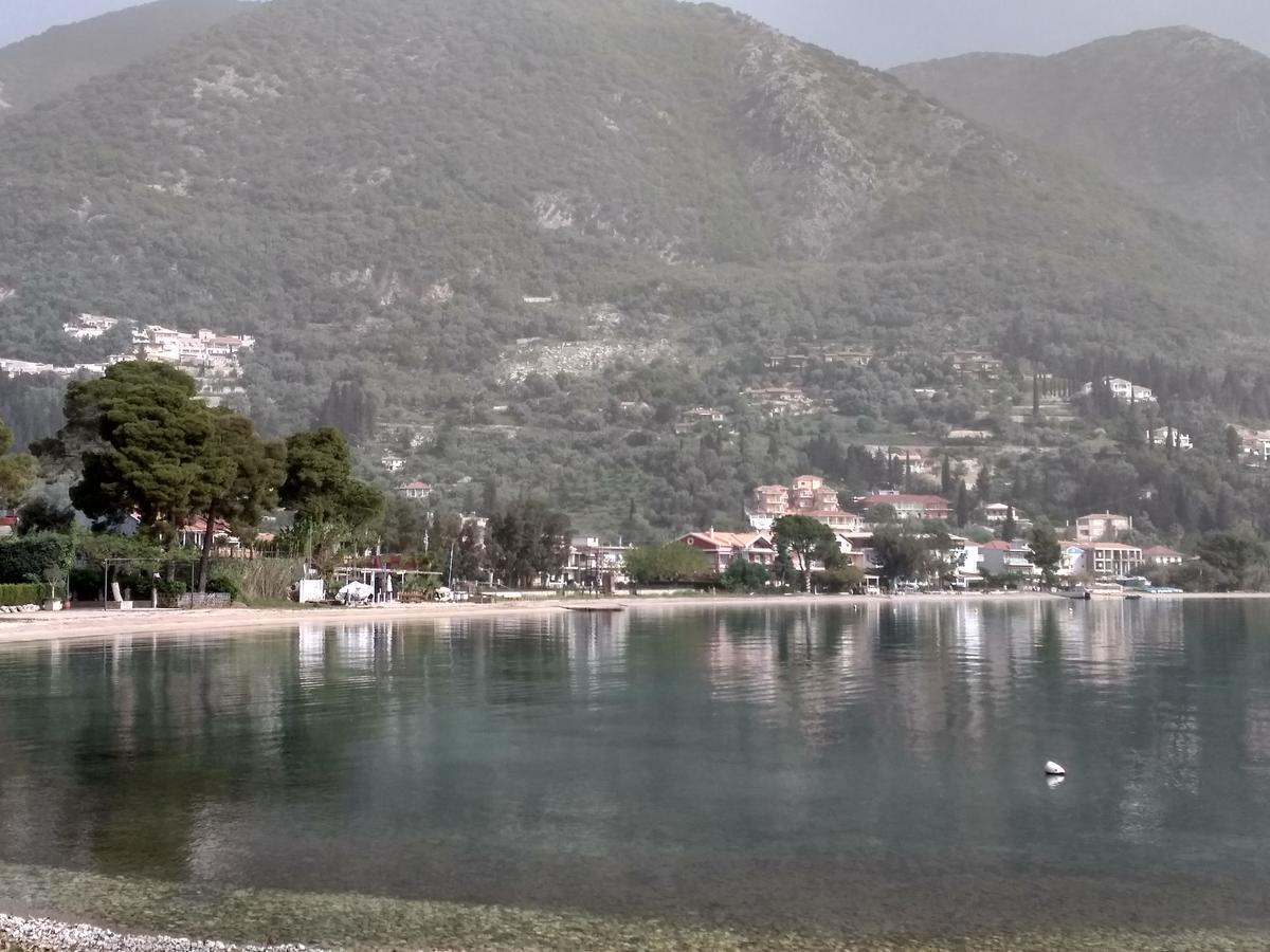 Palmyra Beachfront Studios Nydri (Lefkada) Exterior foto