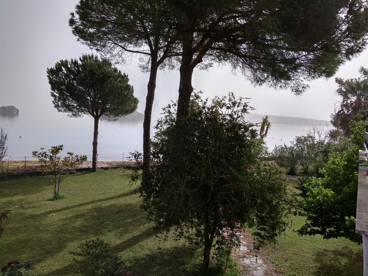 Palmyra Beachfront Studios Nydri (Lefkada) Exterior foto