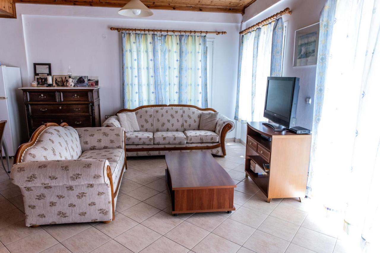 Palmyra Beachfront Studios Nydri (Lefkada) Exterior foto